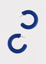 Load image into Gallery viewer, Circle Mini Hoops